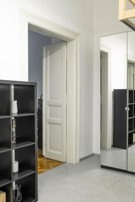 Prince Matyas Apartment 布拉格 外观 照片